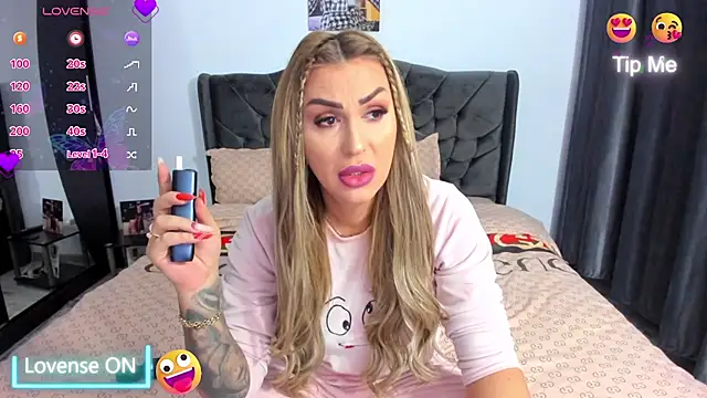 GlossyDiamondX online show from January 2026 05:53:02 AM