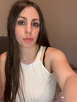 Snapshot of Loella-Rose chatting on March 2025 09:07:02 PM Loella-Rose online show from March 2025 09:07:02 PM