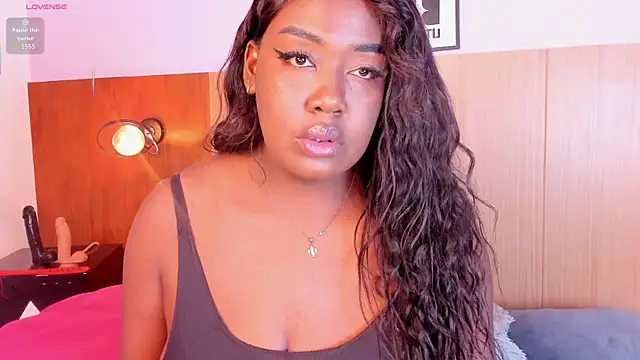 Aishaza1 online show from September 2025 04:25:02 AM