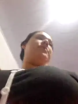 Sophie-hatter online show from November 2025 02:44:02 AM