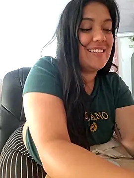 Sophie-hatter online show from April 2026 08:53:02 PM