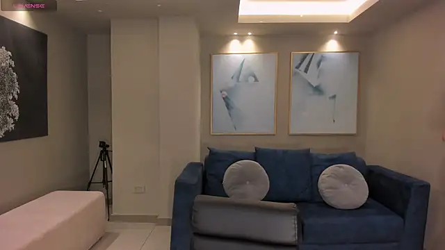 MollySundersX online show from November 2025 08:40:01 PM