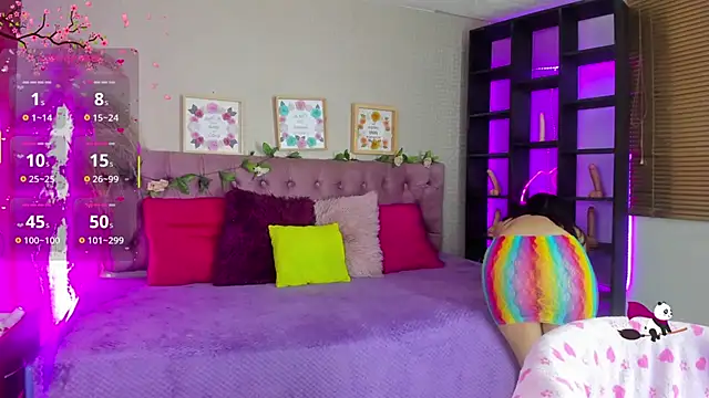 shelby carson online show from October 2025 01:35:02 PM