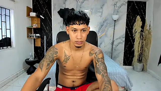 Snapshot of slim_master12 chatting on June 2026 08:40:02 PM slim master12 online show from June 2026 08:40:02 PM