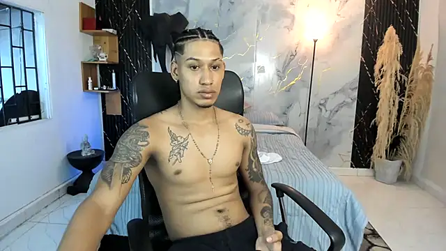 Snapshot of slim_master12 chatting on June 2026 09:58:01 PM slim master12 online show from June 2026 09:58:01 PM