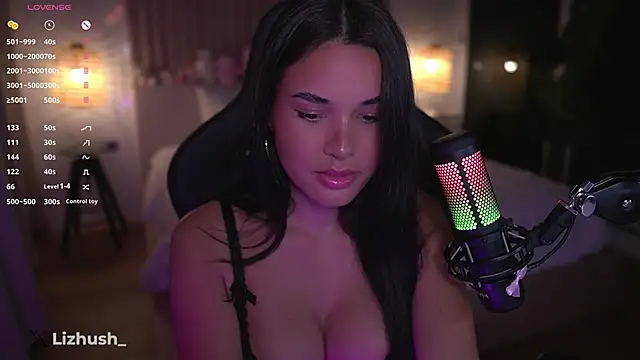 Lizhush  online show from March 2025 06:01:02 PM