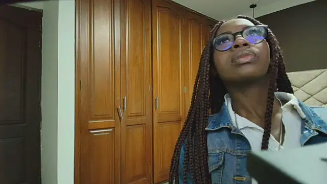 Raquel jones online show from January 2025 11:38:02 AM