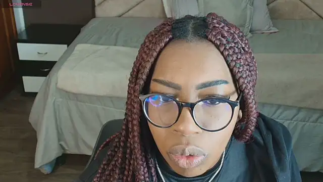 Raquel jones online show from February 2025 11:44:02 AM