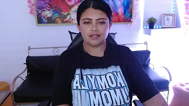 Janeth zambrano online show from March 2025 08:00:01 PM