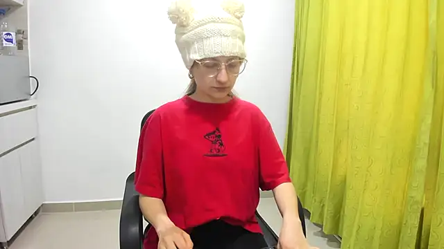 Adele johnsonn1 online show from January 2025 12:07:02 PM