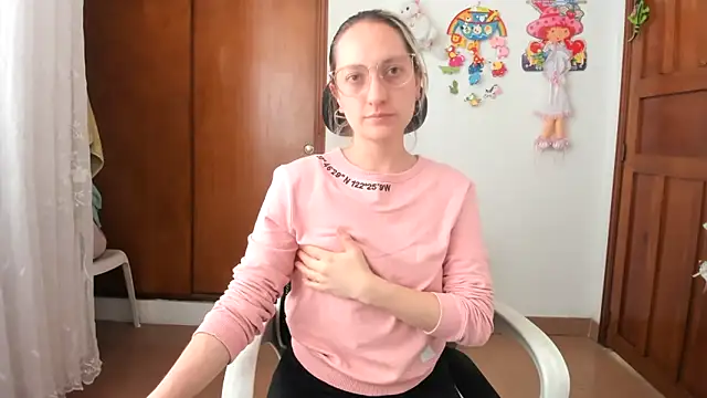 Adele johnsonn1 online show from October 2025 02:45:02 PM