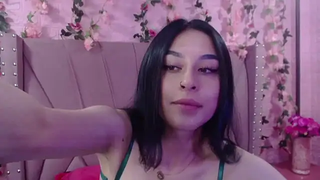 Snapshot of MelodySweett chatting on January 2025 03:02:02 AM MelodySweett online show from January 2025 03:02:02 AM