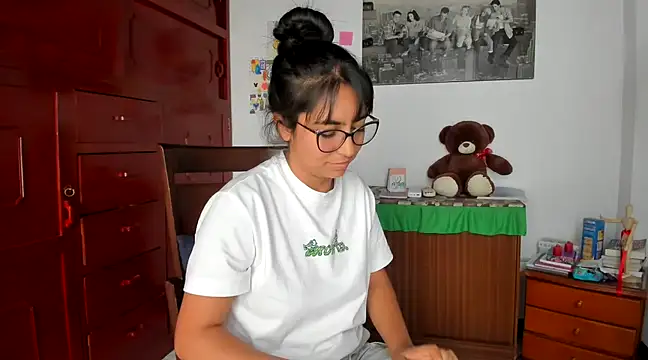 Snapshot of Isabellaa22_1 chatting on December 2024 06:49:02 PM Isabellaa22 1 online show from December 2024 06:49:02 PM