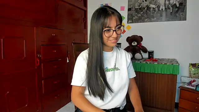 Snapshot of Isabellaa22_1 chatting on January 2025 09:09:02 PM Isabellaa22 1 online show from January 2025 09:09:02 PM