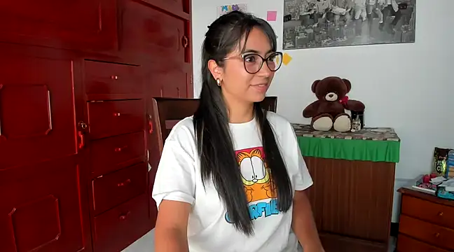 Snapshot of Isabellaa22_1 chatting on January 2025 05:08:01 PM Isabellaa22 1 online show from January 2025 05:08:01 PM