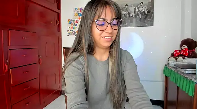 Snapshot of Isabellaa22_1 chatting on February 2025 01:33:02 PM Isabellaa22 1 online show from February 2025 01:33:02 PM