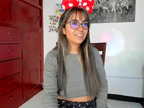 Snapshot of Isabellaa22_1 chatting on February 2025 04:36:01 PM Isabellaa22 1 online show from February 2025 04:36:01 PM