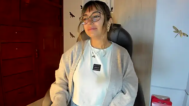 Snapshot of Isabellaa22_1 chatting on February 2026 01:23:01 AM Isabellaa22 1 online show from February 2026 01:23:01 AM