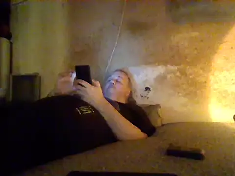 Nightshade7712 online show from March 2025 08:42:02 PM