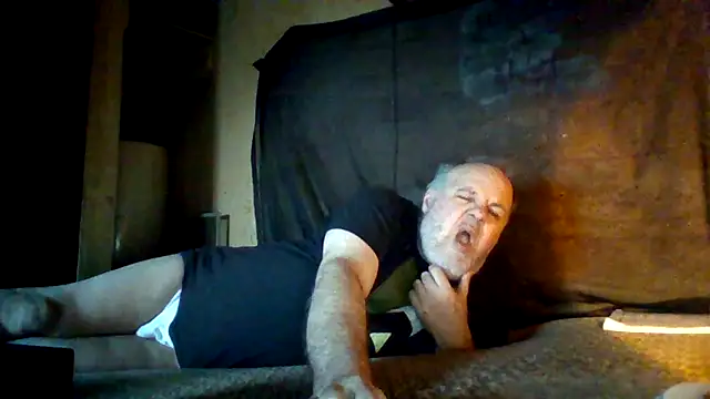 Nightshade7712 online show from October 2025 09:46:01 PM