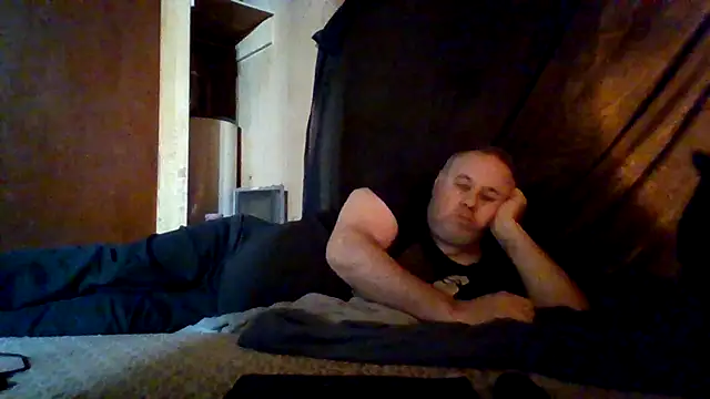 Nightshade7712 online show from December 2025 07:44:01 PM