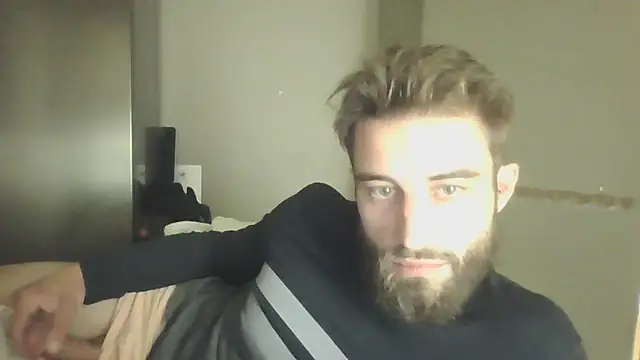 Vekie 007 online show from May 2026 08:50:02 PM