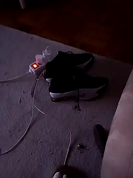 Gigolo profissional online show from January 2026 01:19:01 AM