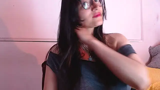 lunazulsj online show from February 2025 07:54:01 PM