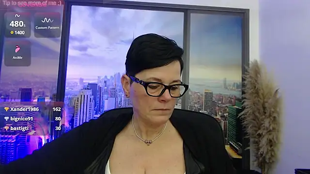 ninarandmann online show from February 2025 08:34:02 PM