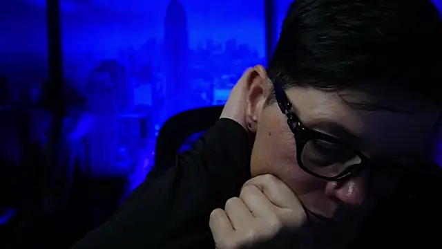 ninarandmann online show from November 2025 06:33:02 PM