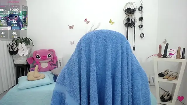 Snapshot of mom_hot__ chatting on June 2026 08:12:02 PM mom hot online show from June 2026 08:12:02 PM