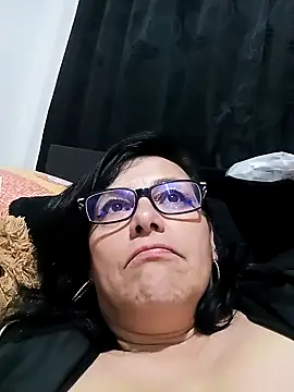 Natasha milf   online show from March 2025 09:04:01 PM