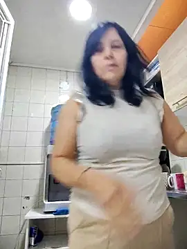 Natasha milf   online show from October 2025 01:01:02 PM