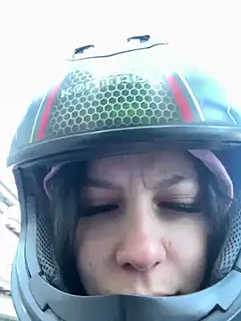 Bonniepark online show from January 2025 12:06:02 PM