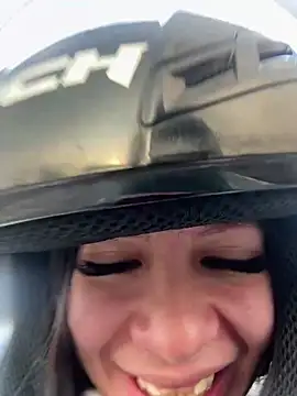 Bonniepark online show from February 2025 12:11:02 PM