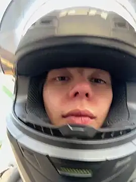 Bonniepark online show from March 2025 12:06:02 PM