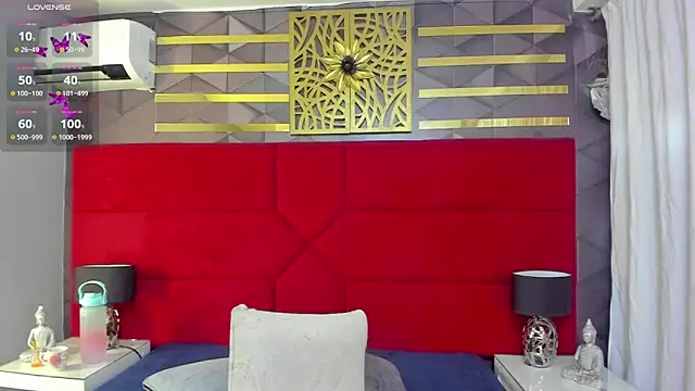 Snapshot of hanny_milf chatting on February 2025 12:05:02 PM hanny milf online show from February 2025 12:05:02 PM