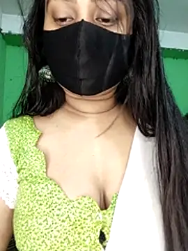 Idhika Paul online show from March 2026 08:04:01 AM