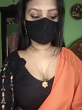 Idhika Paul online show from May 2026 01:24:02 AM