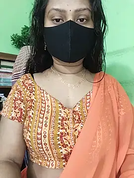 Idhika Paul online show from May 2026 07:48:02 AM