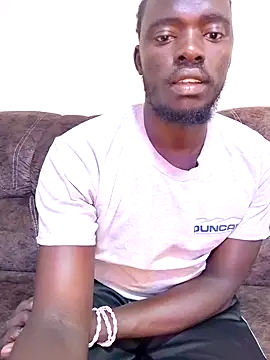 MaskedGQ online show from September 2025 12:39:01 PM