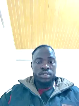 MaskedGQ online show from October 2025 06:17:01 PM