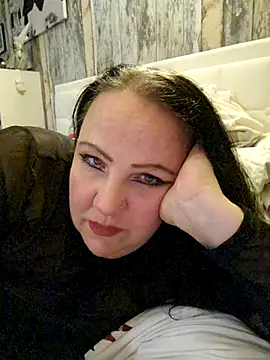 Snapshot of Black_Angel24 chatting on November 2025 05:51:02 PM Black Angel24 online show from November 2025 05:51:02 PM