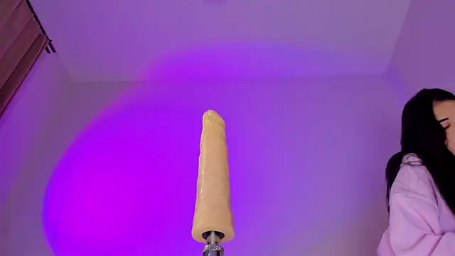 maakimo online show from April 2026 03:12:01 AM