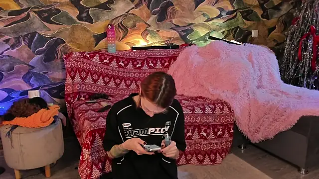 CrystalRey online show from December 2024 04:41:02 AM