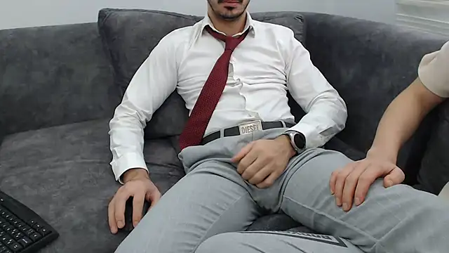 Naughtb0y online show from December 2025 09:36:01 AM