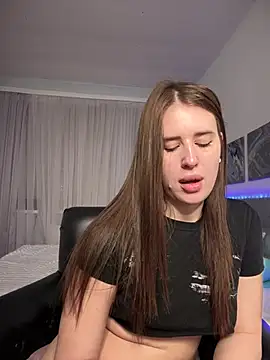 Milkissss online show from February 2025 12:19:01 AM