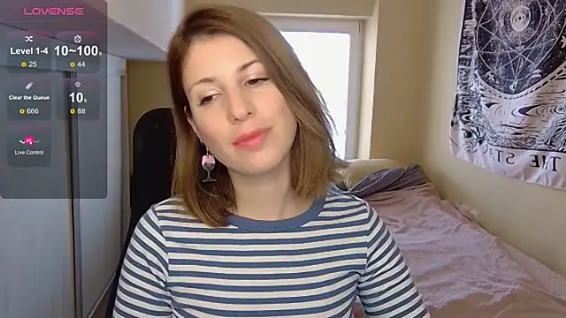 Snapshot of _blackgem chatting on December 2025 08:45:01 AM blackgem online show from December 2025 08:45:01 AM