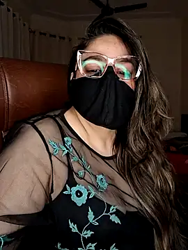 SEXY-Sardarni online show from December 2024 03:48:01 PM