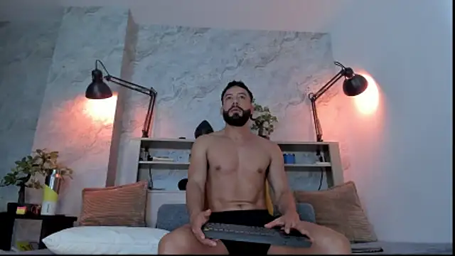 bruno woods online show from December 2025 08:26:02 PM